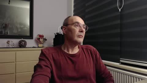 nightkeeper63 online show from 10/05/25, 12:31