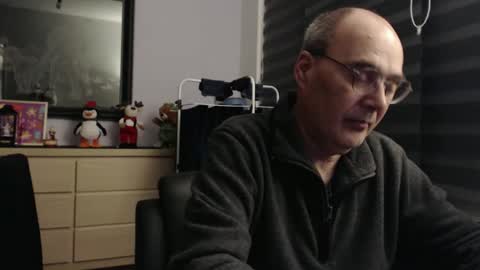 nightkeeper63 online show from 11/29/25, 01:30