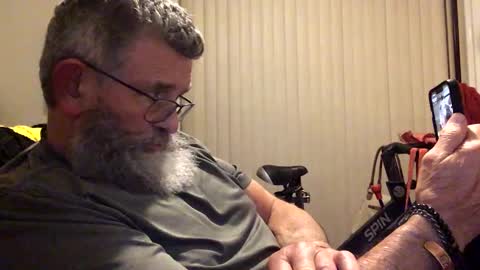 Snapshot of nightmoves1970 chatting on 12/24/24, 04:33 nightmoves1970 online show from 12/24/24, 04:33