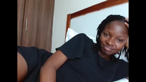 nightnurse2030 online show from 11/23/25, 12:05