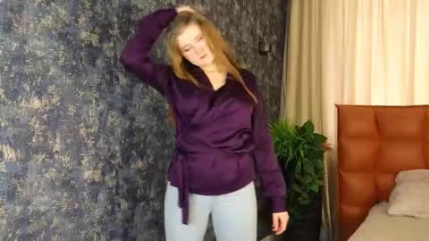 Azalea online show from 12/03/25, 07:05