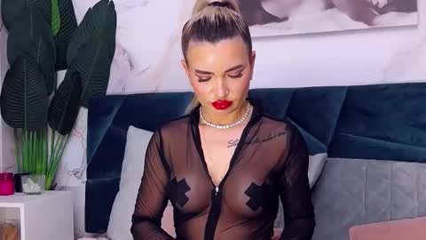 Iris online show from 11/10/25, 09:19