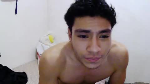 Snapshot of nightwing_01 chatting on 05/27/26, 12:07 nightwing_01 online show from 05/27/26, 12:07