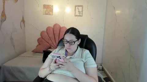 Anni online show from 06/05/26, 04:30