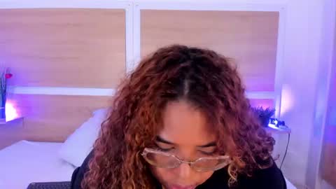 Snapshot of niickypurple chatting on 06/19/26, 07:17 Call me Nicky online show from 06/19/26, 07:17