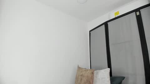 Niicole online show from 03/19/26, 09:08