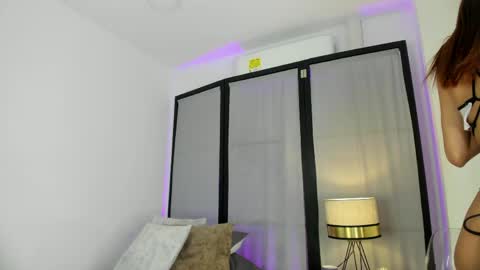 Niicole online show from 03/31/26, 09:04