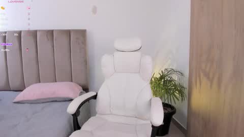 Snapshot of niicoleta2 chatting on 02/07/26, 08:01 Niicoleta online show from 02/07/26, 08:01