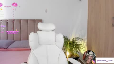 Snapshot of niicoleta2 chatting on 02/13/26, 06:37 Niicoleta online show from 02/13/26, 06:37