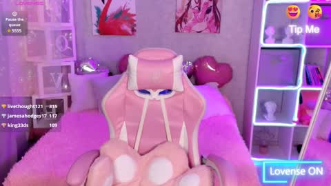 Nicole  online show from 12/08/24, 05:18