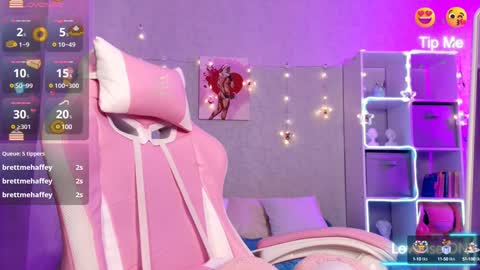 Nicole  online show from 01/18/25, 05:20