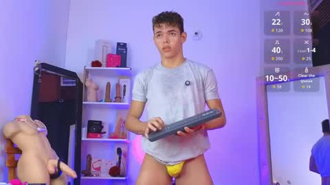 Snapshot of nijinsky_latinboy chatting on 05/25/26, 11:27 Nijinsky online show from 05/25/26, 11:27