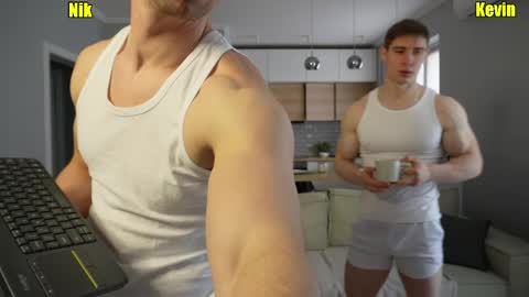 Nik online show from 04/26/26, 07:50