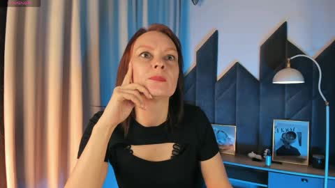 Nika online show from 06/02/26, 05:42
