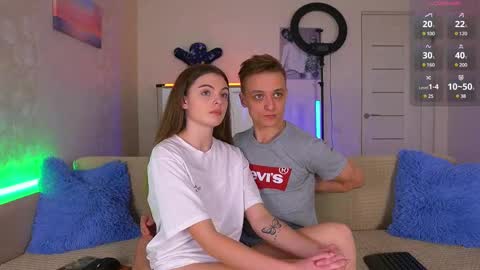 Nika and Niki online show from 03/12/25, 07:38