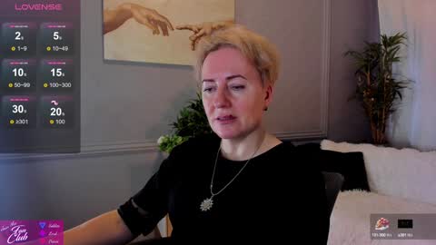 Snapshot of nika_smit chatting on 01/17/25, 10:00 Nika online show from 01/17/25, 10:00