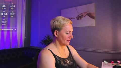 Snapshot of nika_smit chatting on 10/11/25, 06:01 Nika online show from 10/11/25, 06:01