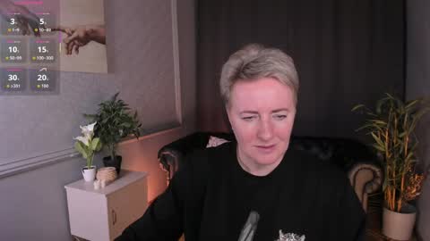 Snapshot of nika_smit chatting on 05/15/26, 10:22 Nika online show from 05/15/26, 10:22