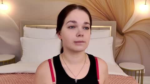 Nika online show from 09/17/25, 02:13