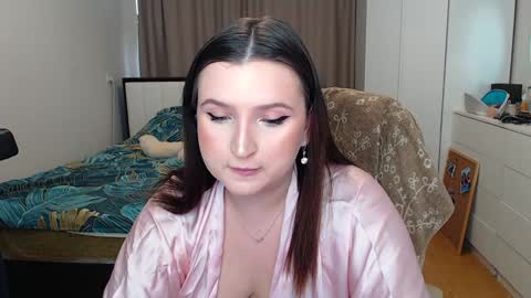 nikaking22 online show from 12/04/24, 09:18