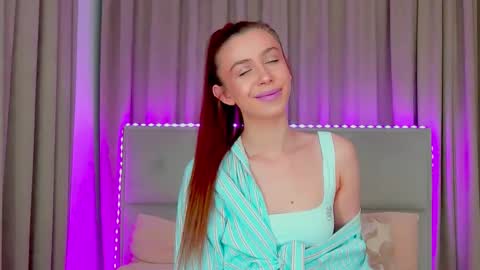 Nika online show from 03/15/26, 07:42