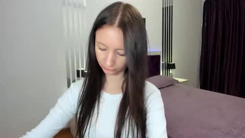 Snapshot of nikalewis chatting on 04/25/26, 04:15 NikaLewis online show from 04/25/26, 04:15