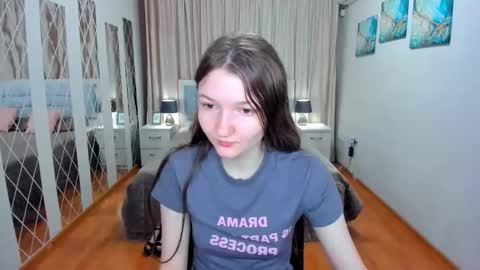 Snapshot of nikalure chatting on 05/15/26, 05:58 nikalure online show from 05/15/26, 05:58