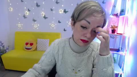 Snapshot of nikamayu chatting on 05/01/26, 05:12 Nika online show from 05/01/26, 05:12