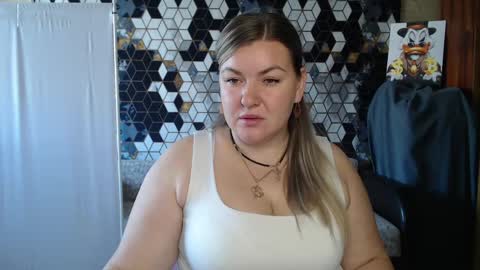 Nika online show from 05/04/26, 05:03