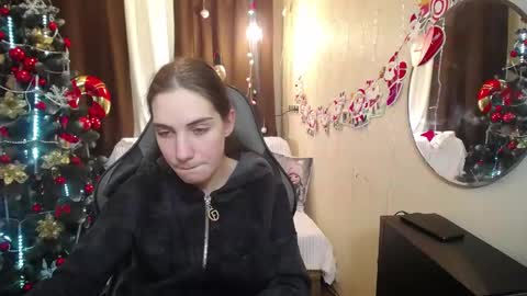 Snapshot of nikastarkk chatting on 12/16/24, 09:09 nikastarkk online show from 12/16/24, 09:09