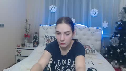 Snapshot of nikastarkk chatting on 12/19/24, 07:29 nikastarkk online show from 12/19/24, 07:29
