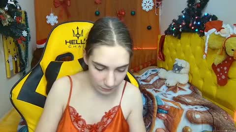 Snapshot of nikastarkk chatting on 12/25/24, 01:42 nikastarkk online show from 12/25/24, 01:42
