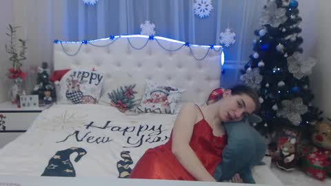 Snapshot of nikastarkk chatting on 12/26/24, 10:20 nikastarkk online show from 12/26/24, 10:20