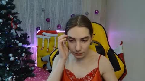 Snapshot of nikastarkk chatting on 01/12/25, 10:22 nikastarkk online show from 01/12/25, 10:22