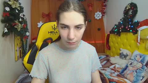 Snapshot of nikastarkk chatting on 01/15/25, 07:34 nikastarkk online show from 01/15/25, 07:34