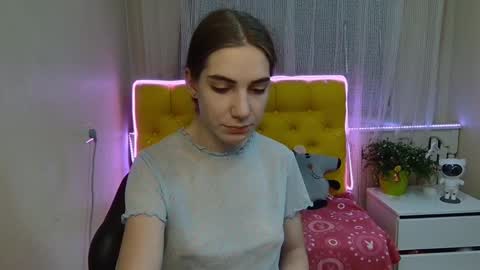 Snapshot of nikastarkk chatting on 01/27/25, 10:49 nikastarkk online show from 01/27/25, 10:49