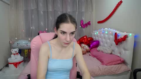Snapshot of nikastarkk chatting on 01/31/25, 01:33 nikastarkk online show from 01/31/25, 01:33