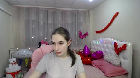 Snapshot of nikastarkk chatting on 02/03/25, 10:21 nikastarkk online show from 02/03/25, 10:21
