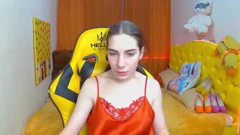 Snapshot of nikastarkk chatting on 02/14/25, 07:54 nikastarkk online show from 02/14/25, 07:54