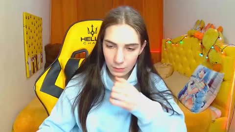 Snapshot of nikastarkk chatting on 02/23/25, 01:35 nikastarkk online show from 02/23/25, 01:35