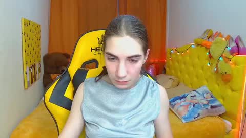 Snapshot of nikastarkk chatting on 02/25/25, 10:39 nikastarkk online show from 02/25/25, 10:39