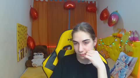 Snapshot of nikastarkk chatting on 03/09/25, 07:15 nikastarkk online show from 03/09/25, 07:15