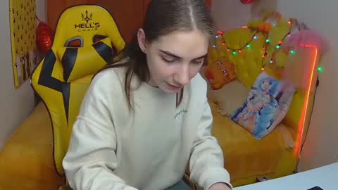 Snapshot of nikastarkk chatting on 03/12/25, 07:17 nikastarkk online show from 03/12/25, 07:17