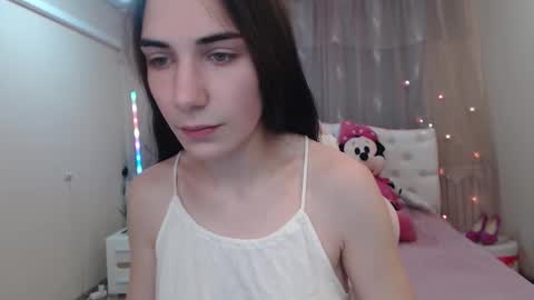 Snapshot of nikastarkk chatting on 09/17/25, 06:59 nikastarkk online show from 09/17/25, 06:59