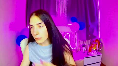 Snapshot of nikastarkk chatting on 10/01/25, 06:41 nikastarkk online show from 10/01/25, 06:41