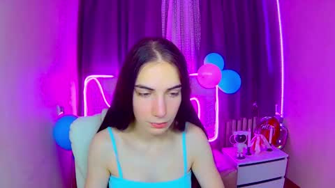 Snapshot of nikastarkk chatting on 10/09/25, 08:01 nikastarkk online show from 10/09/25, 08:01