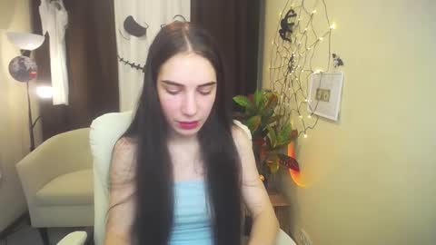 Snapshot of nikastarkk chatting on 10/21/25, 06:52 nikastarkk online show from 10/21/25, 06:52