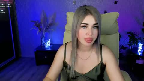 Snapshot of nikastill_ chatting on 05/31/26, 02:42 NikaStill online show from 05/31/26, 02:42