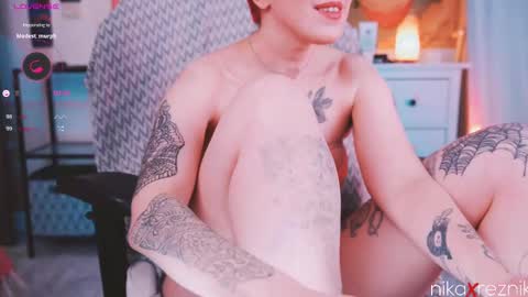 Snapshot of nikaxreznik chatting on 02/10/25, 11:57 Nika online show from 02/10/25, 11:57