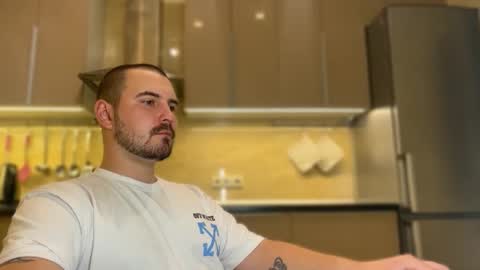 Snapshot of nikbusiness chatting on 09/16/25, 04:08 Nick online show from 09/16/25, 04:08